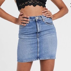 ASOS Denim Skirt Blue Stonewash Basic High Waist Jean Hot Cute Versatile NWT